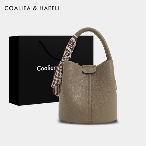 官网COALIEA&KAEFLI真皮水桶包女