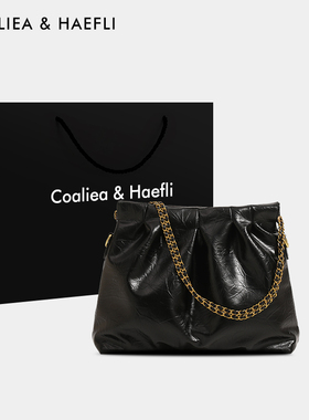 香港代购2026新款春夏女包包潮高级感褶皱链条大容量托特流浪包女