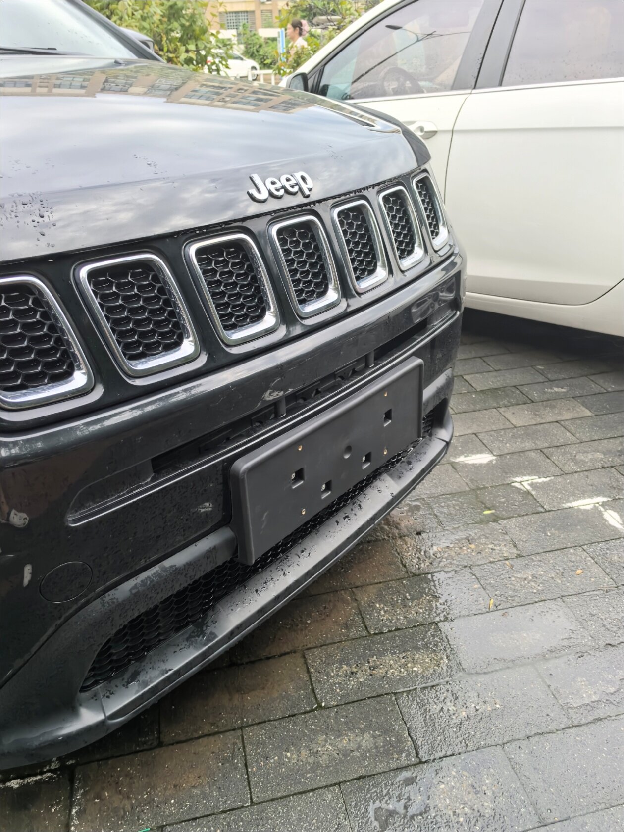 jeep指南者牌照架 车牌托 前 广汽菲克 品牌精品1.4T原车工业配套