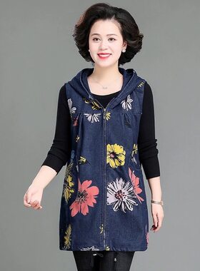 中老年女装春秋装牛仔马甲风衣中长款大码妈妈装连帽外套女坎肩潮