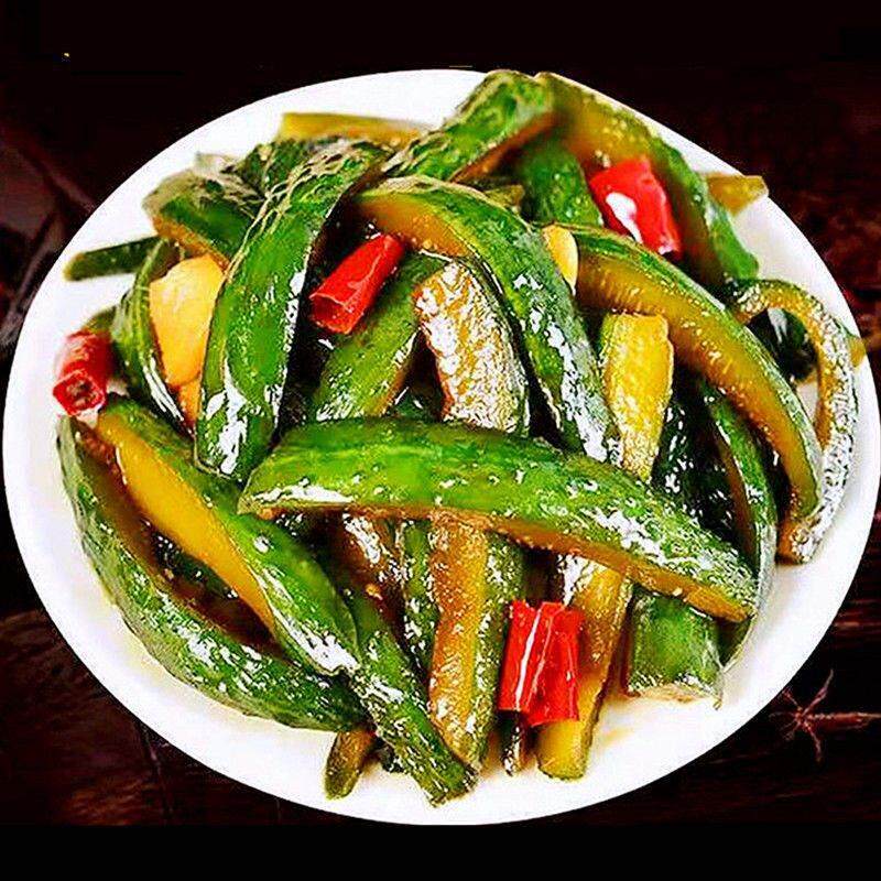 农家腌黄瓜下饭菜开胃菜