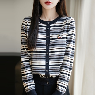 春秋圆领薄款条纹桑蚕丝羊毛针织开衫女宽松复古拼色长袖毛衣外套