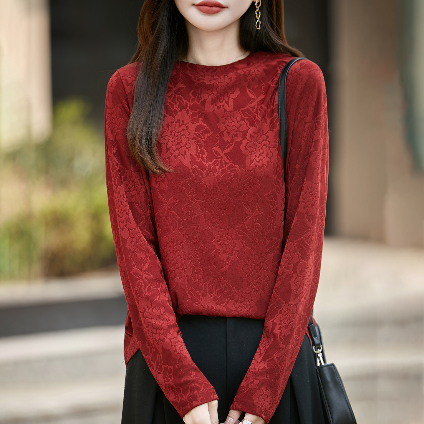 2026秋冬新款新中式国风上衣女洋气百搭修身针织衫牡丹提花打底衫