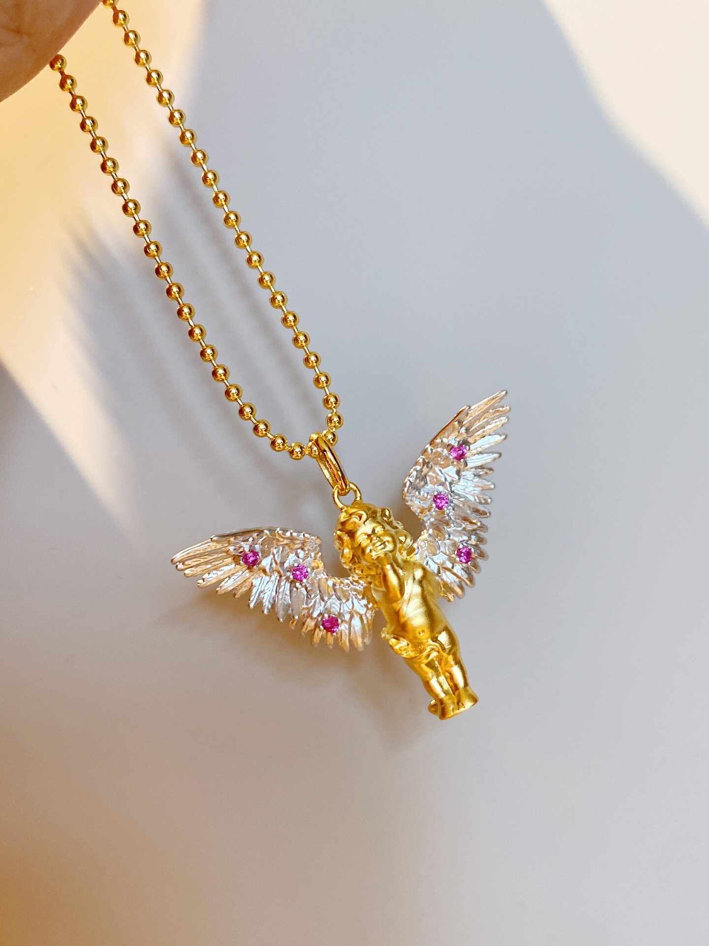 飞吻小天使(带钻)指心小天使(无钻)925银镀金克重10g项链