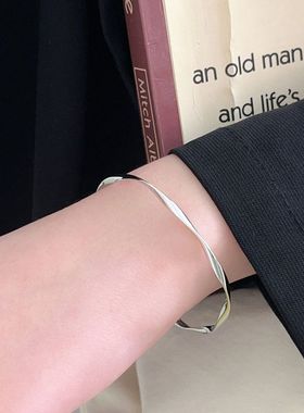 s925纯银扭线莫比乌斯银环手镯小众轻奢百搭精致简约高级感手环