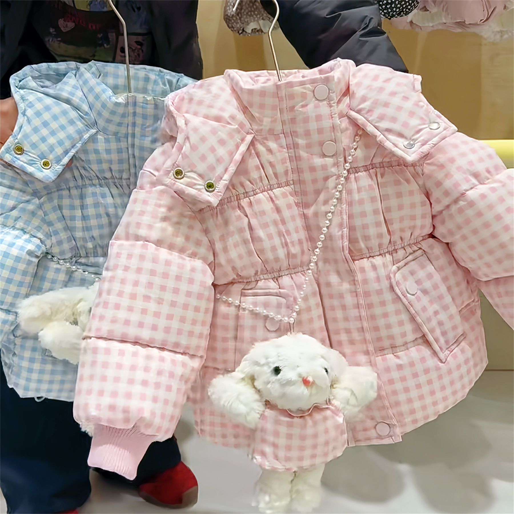 韩版儿童洋气格子加绒棉衣2025冬装女童加厚连帽外套冬季保暖棉服