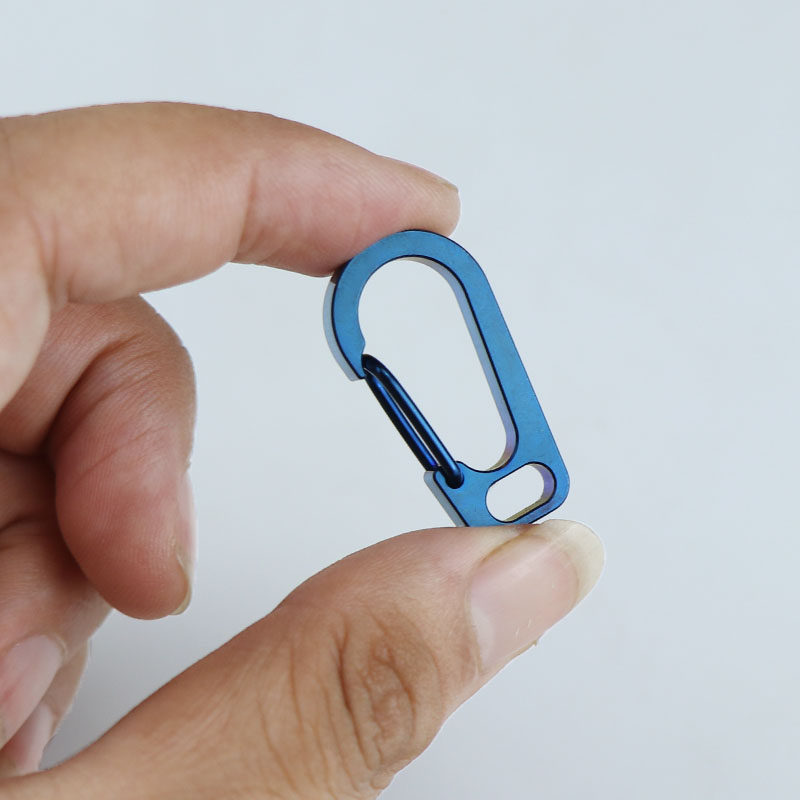 钛合金迷你钥匙扣车金属钥匙链时尚随身挂扣钥匙环腰挂男士锁匙扣