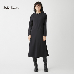 Mila Owen 秋冬气质花色圆领收腰连衣裙通勤09WFO231082