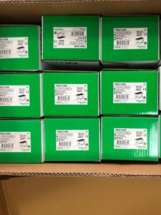 CE16R TM221CE16R施耐德PLC模块TM221C16R C16T C16U CE16U CE16T