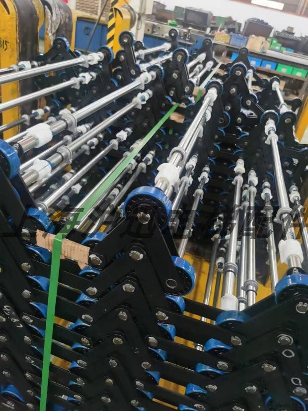 奥的斯qtis link 扶梯梯级链连体轴款nnp2