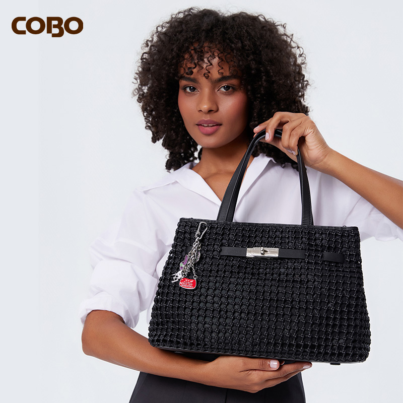 COBO/蔻尔宝2025新品头层牛皮手工编织时尚手提单肩斜挎真皮女包
