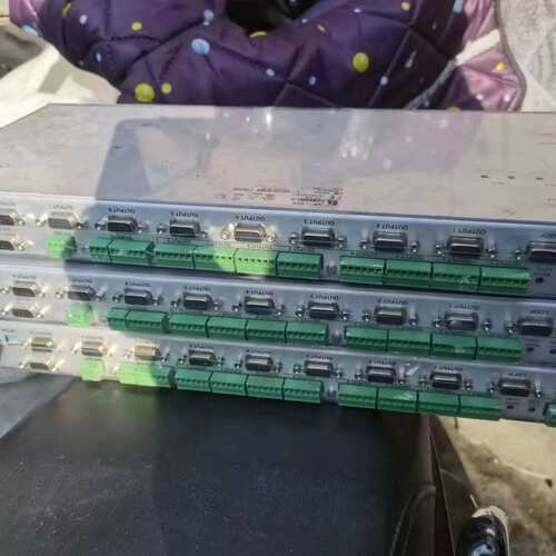 （议价）1:8XGA/BALANCED STETRO AUDIO D