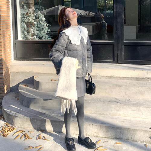 羊毛刺绣白鸭绒短款娃娃领羽绒服