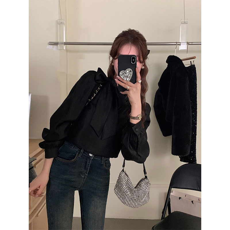 氛围感绑带蝴蝶结别致衬衫上衣女