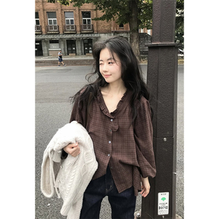 韩版松弛感洋气简约宽松慵懒风百搭长袖V领木耳边格子衬衫上衣女