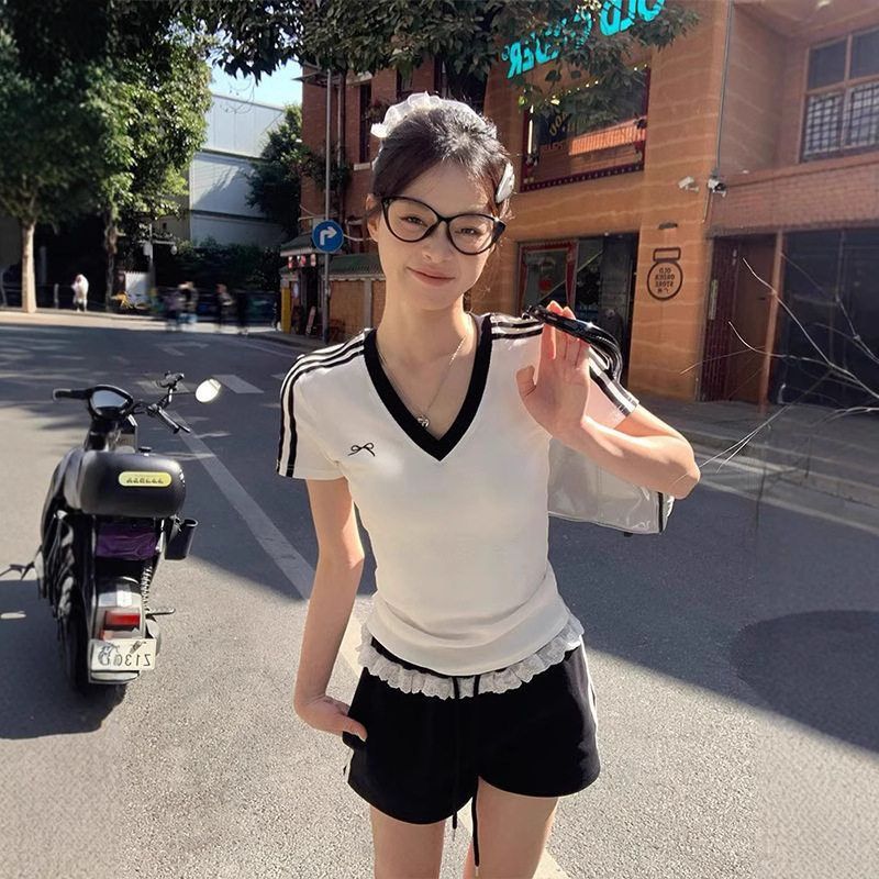 蝴蝶结v领白色正肩短袖T恤女夏季2025新款休闲修身短款上衣女批发