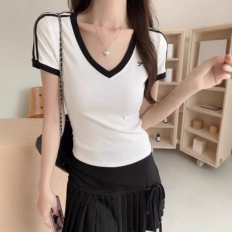 黑白撞色v领T恤女甜辣妹短袖夏季正肩纯欲修身显瘦短款上衣女批发