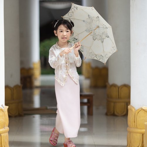 清新儿童款娘惹装演出服民族