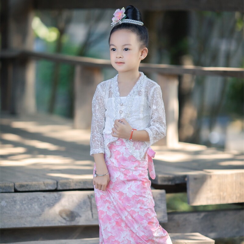 沙芭利东南亚风格服饰粉色小娘惹款式儿童款娘惹装演出服南洋风情