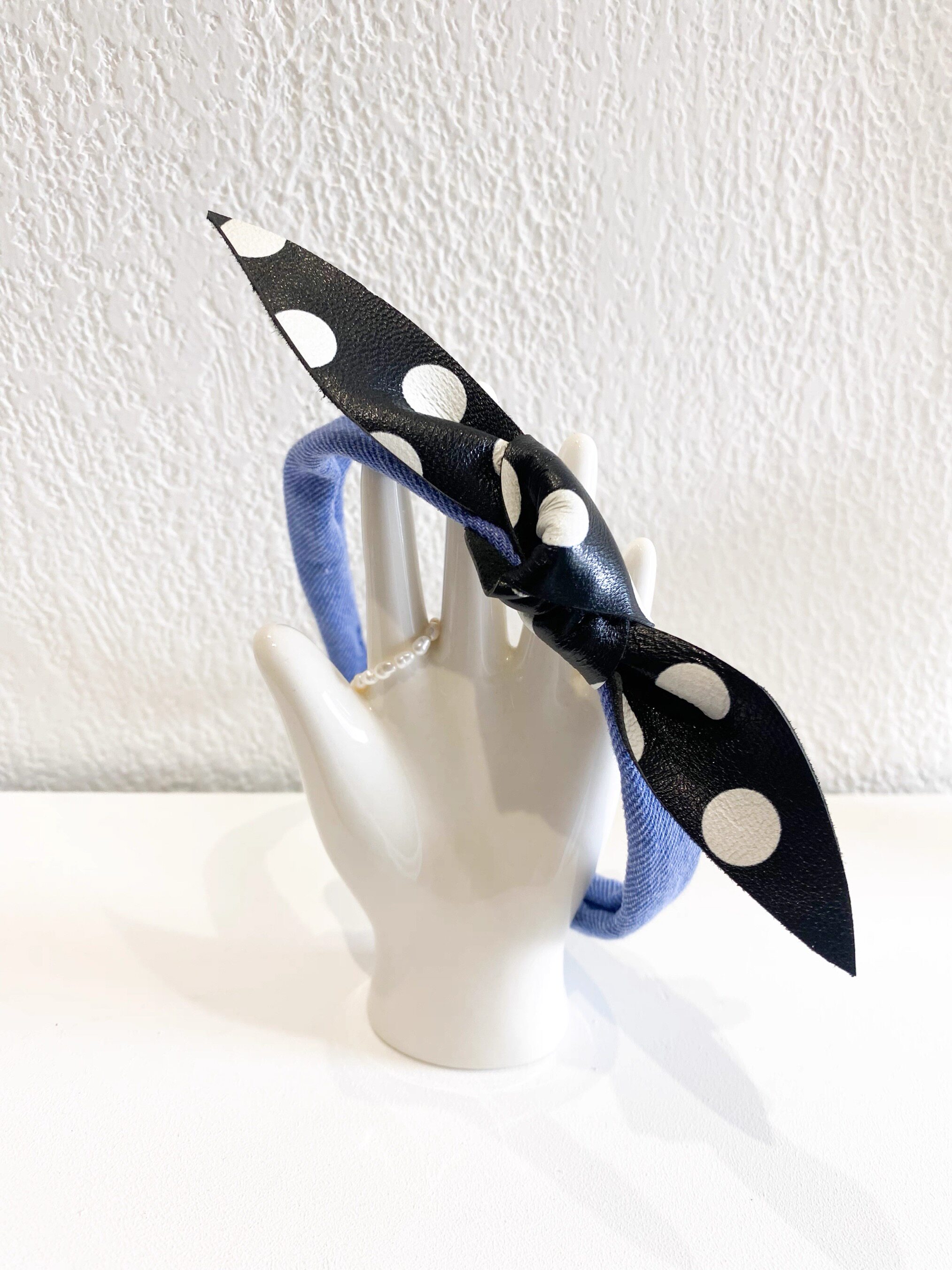 小众设计师款真皮黑白波点小羊皮蝴蝶结配牛仔发箍气质单品