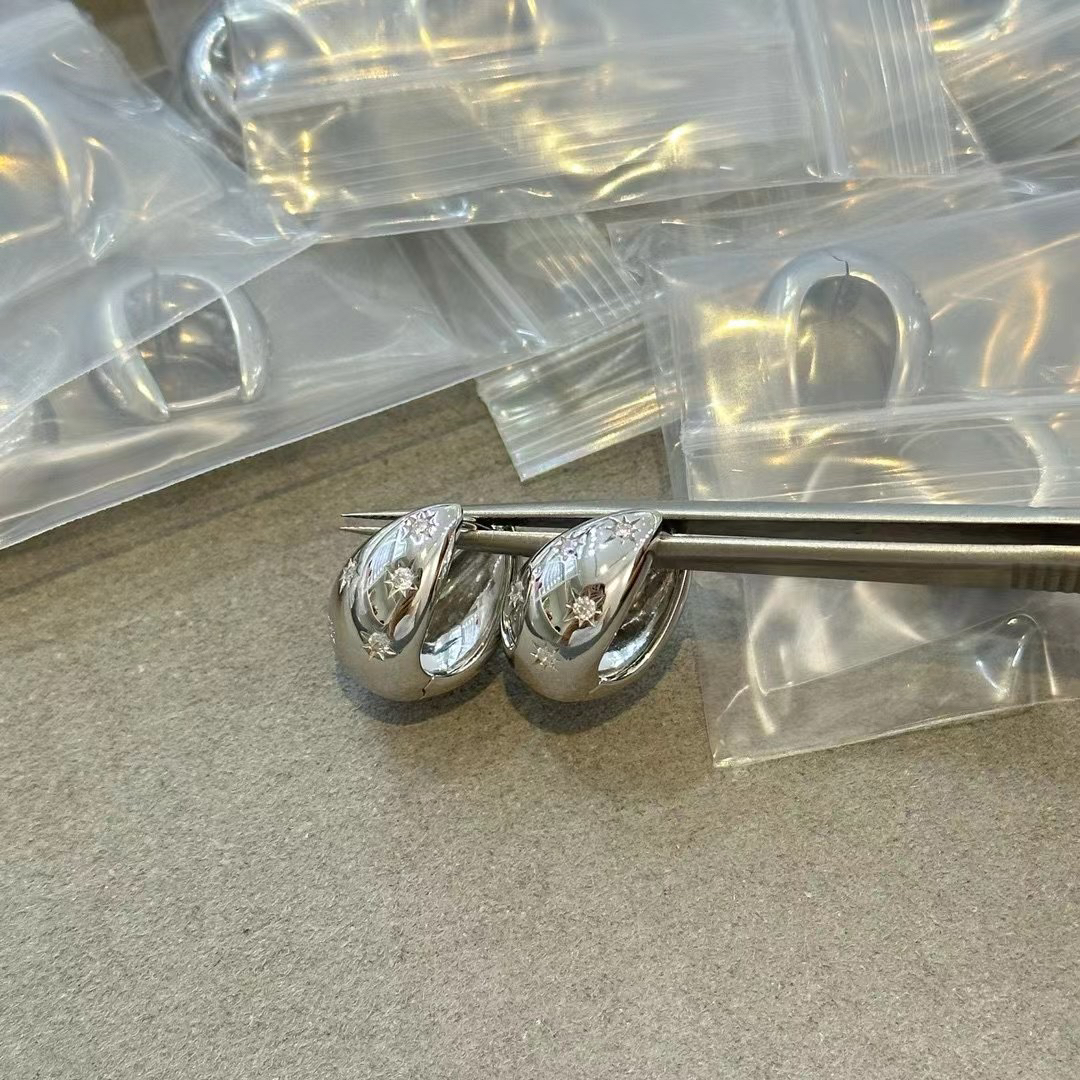 韩国东大门饰品s925通体纯银镀白金星星水滴形耳环女设计高级耳钉