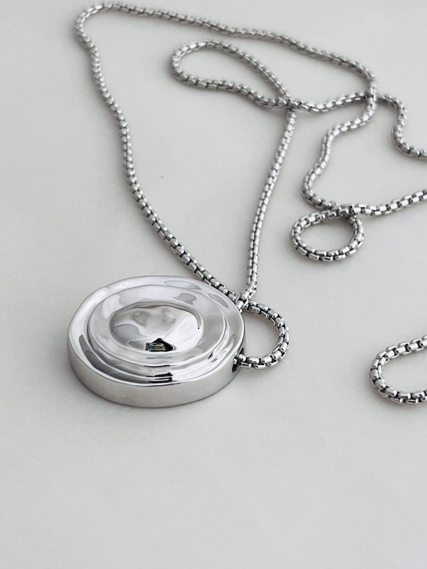 设计师款S925纯银镀铑金不规则圆环项链小众个性冷淡风毛衣链