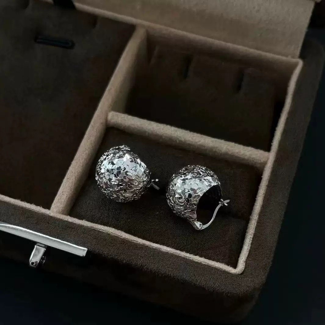 设计师款S925纯银镀铑金碎碎冰圆球耳环女个性高级感耳钉