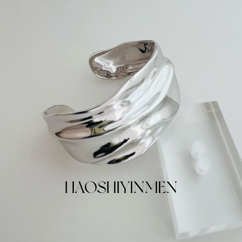 设计师款S925纯银镀铑金褶皱宽面开口手镯重工小众设计独特手镯