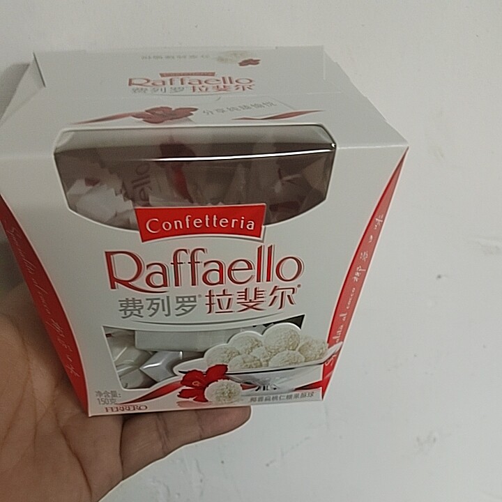 费列罗拉斐尔椰蓉扁桃仁糖果酥球白巧克力150克