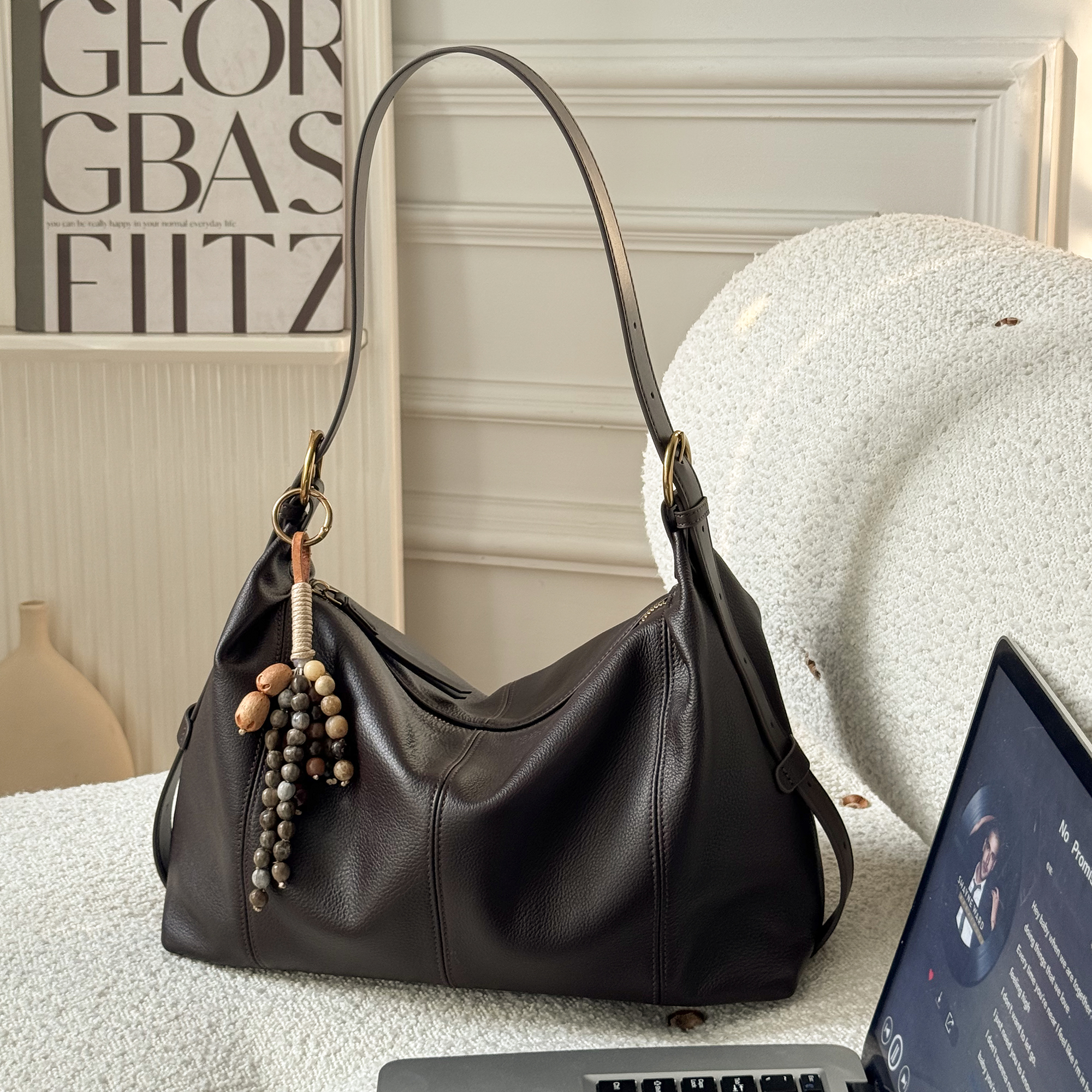 RANU头层牛皮复古牛角包