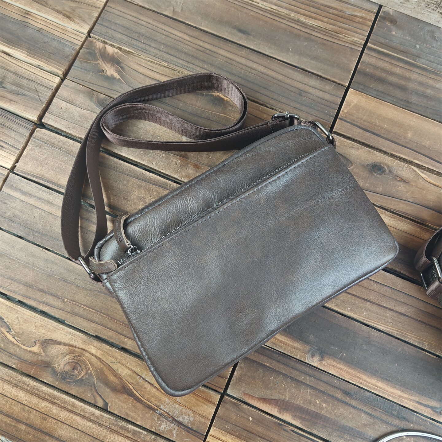 工厂尾货库存清仓处理男士真皮单肩包头层牛皮斜挎男包腋下包男