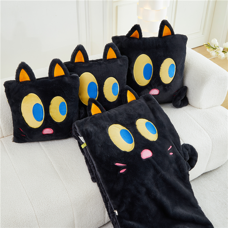 可爱多功能抱枕被子两用