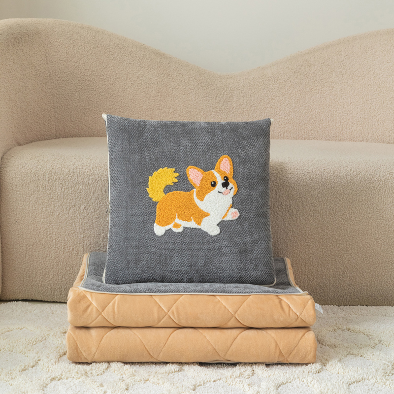 抱枕被子两用个性可爱办公室午睡空调毯子沙发靠枕被车用靠垫冬季