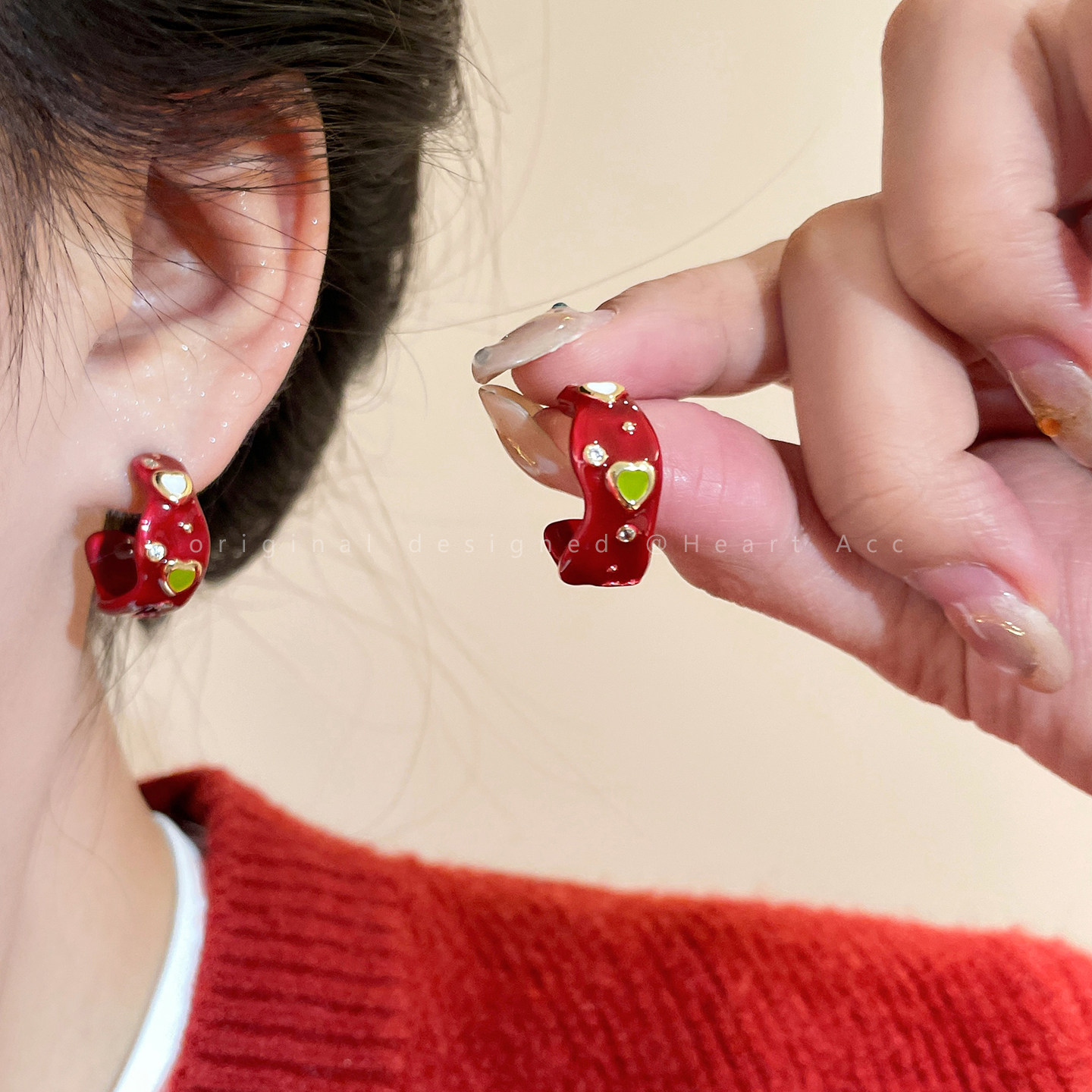 复古红色滴釉c型锆石耳钉女2025秋冬新款高级感气质耳圈独特耳饰