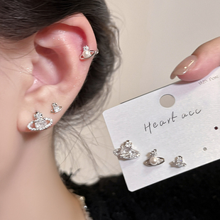 西太后星球珍珠银针耳钉女2025新款 高级感轻奢耳环小巧双耳洞耳饰