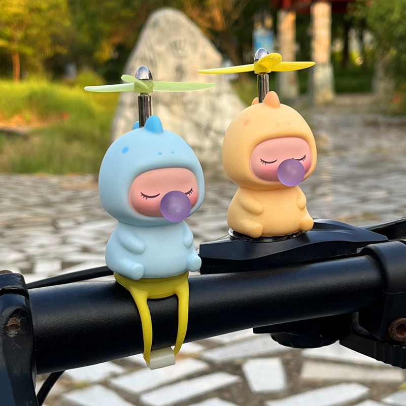 小龙人小黄鸭车载摆件自行电动车电瓶车装饰品摩托车可爱配件挂件