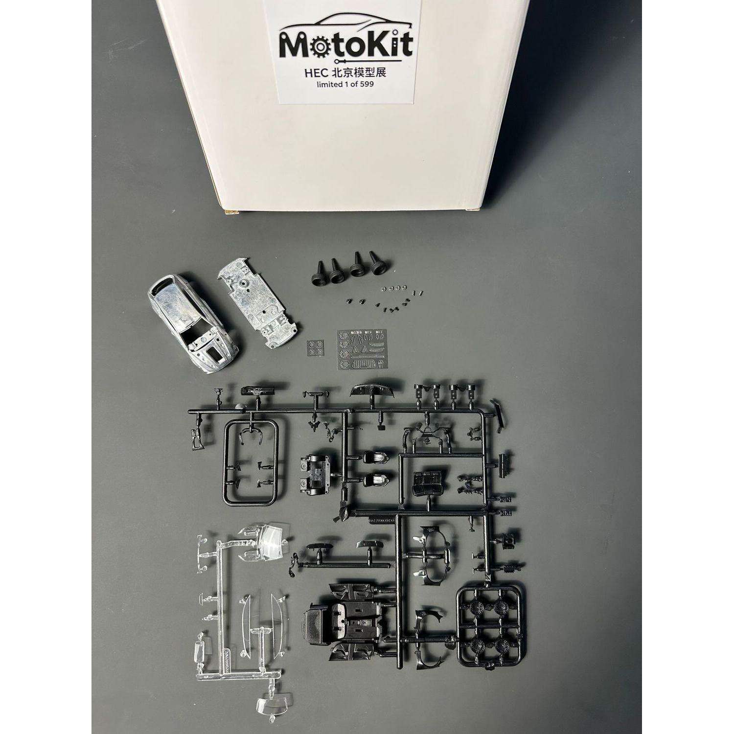 Motokit 1:64 HEC 北京模型展 奥迪RS6 合金拼装车模图片