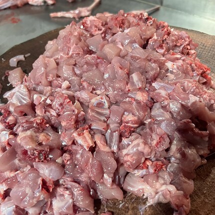 净10斤兔肉丁切块现杀带骨机器切2.5公分鲜椒兔麻辣兔丁食材批发