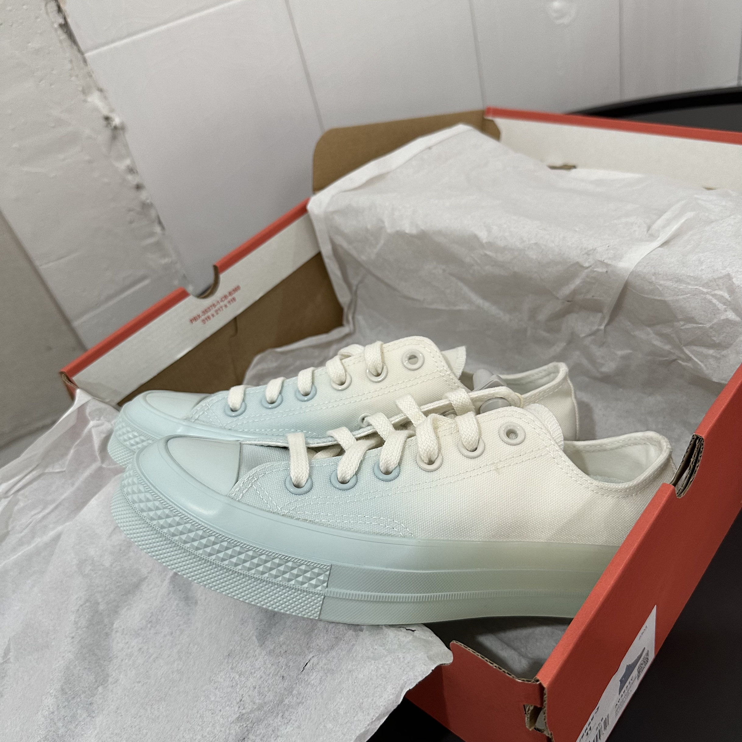 converse匡威1970s女子蓝白渐变色简约低帮运动休闲帆布鞋a07087c