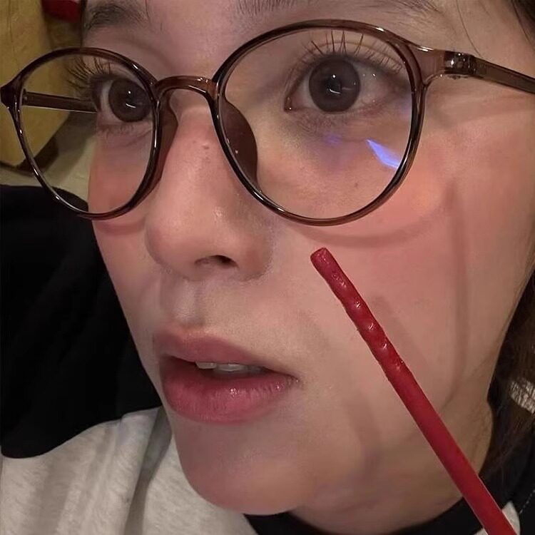 欧阳娜娜同款茶色日系椭圆小框眼镜女近视可配度数素颜显脸小框架