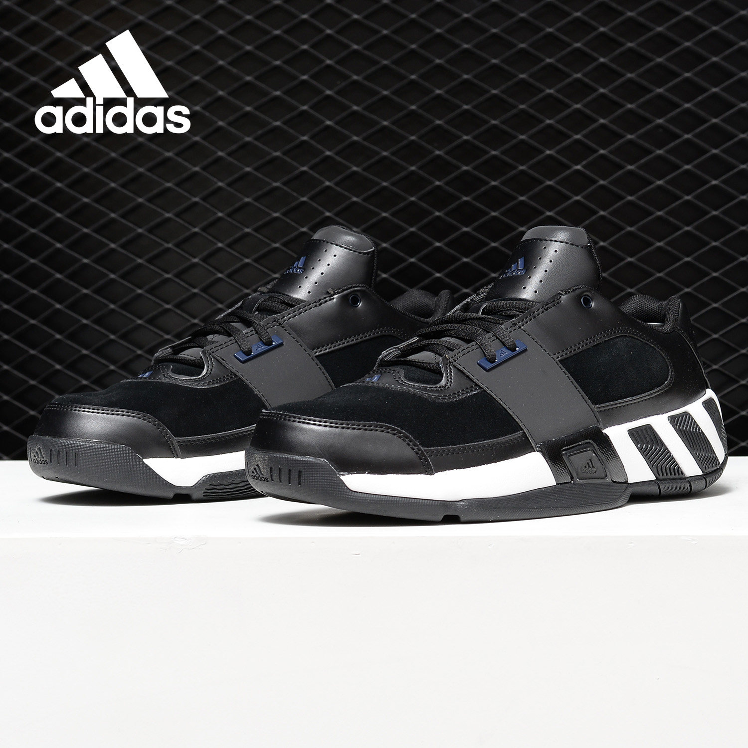 Adidas/阿迪达斯正品男子Regulate篮球团队基础篮球鞋 DB3242