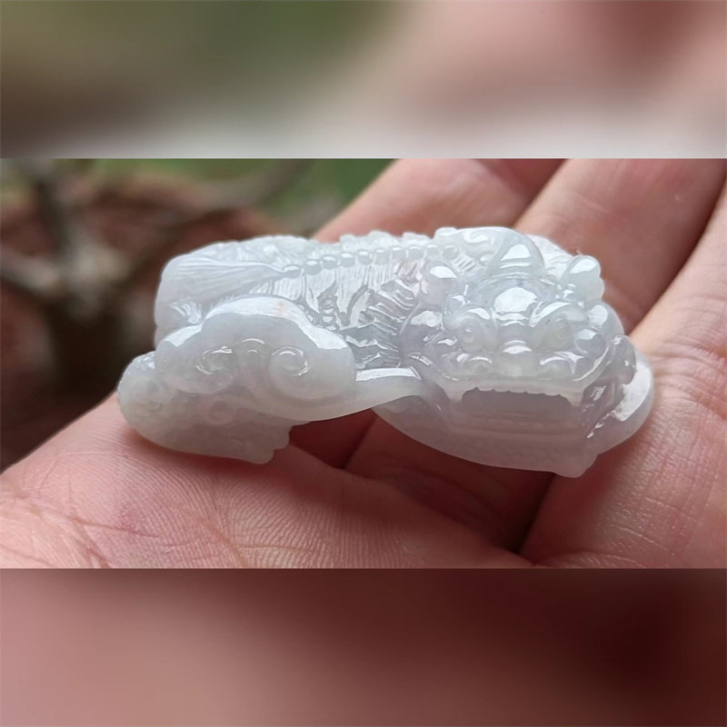 2012翡翠貔貅吊坠男女冰糯种高端玉石器霸王皮丘挂件天然A货