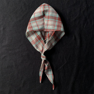 2026美式复古红色格纹连帽披肩cosplay穿搭格子头巾帽子包头围巾