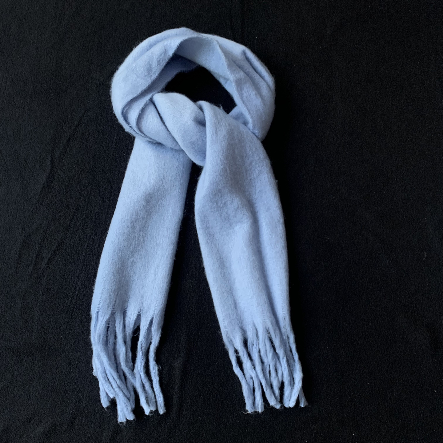 2025新款超好看超毛毛绒的大围巾女冬季纯色流苏保暖围脖蓝色围巾