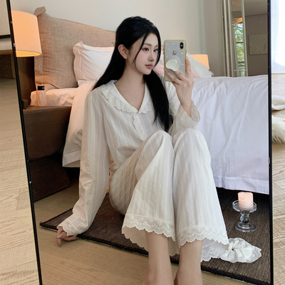 恬静女孩秋日梭织纯棉带胸垫睡衣