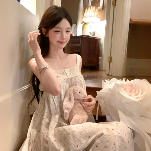 欧若拉大pai同款碎花长款睡裙
