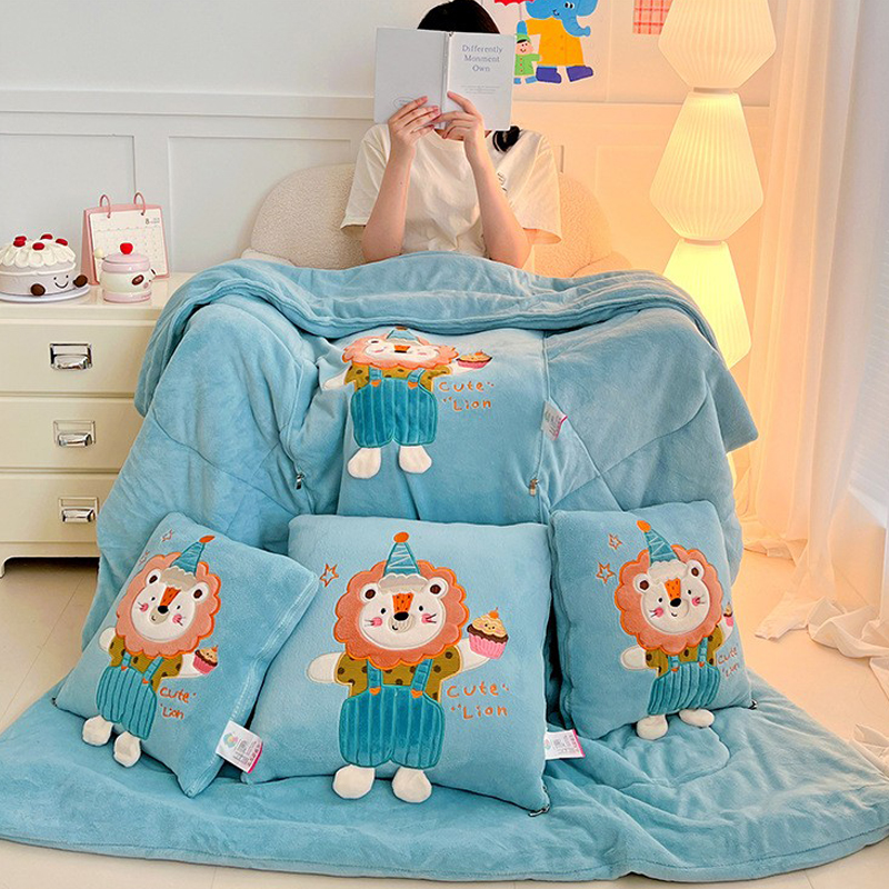 可爱粉猪折叠抱枕被子两用二合一加厚保暖冬季愤怒猫靠枕头毛毯子