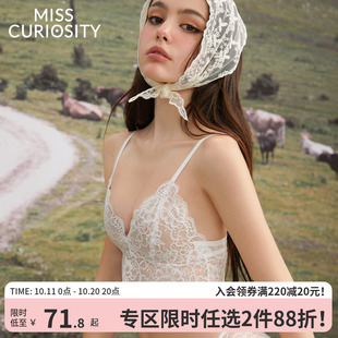 好奇蜜斯蕾丝法式 大胸显小胸白 内衣女薄美背性感无钢圈文胸罩套装