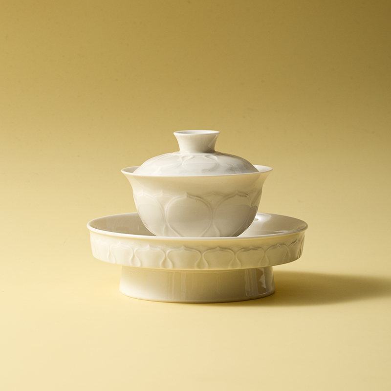 定窑白三才盖碗手工浮雕不烫手薄胎家用泡茶碗陶瓷复古功夫茶具