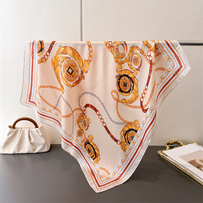 欧美轻奢大色块印花仿真丝巾方巾感披肩百搭系脖小方巾头巾女围巾